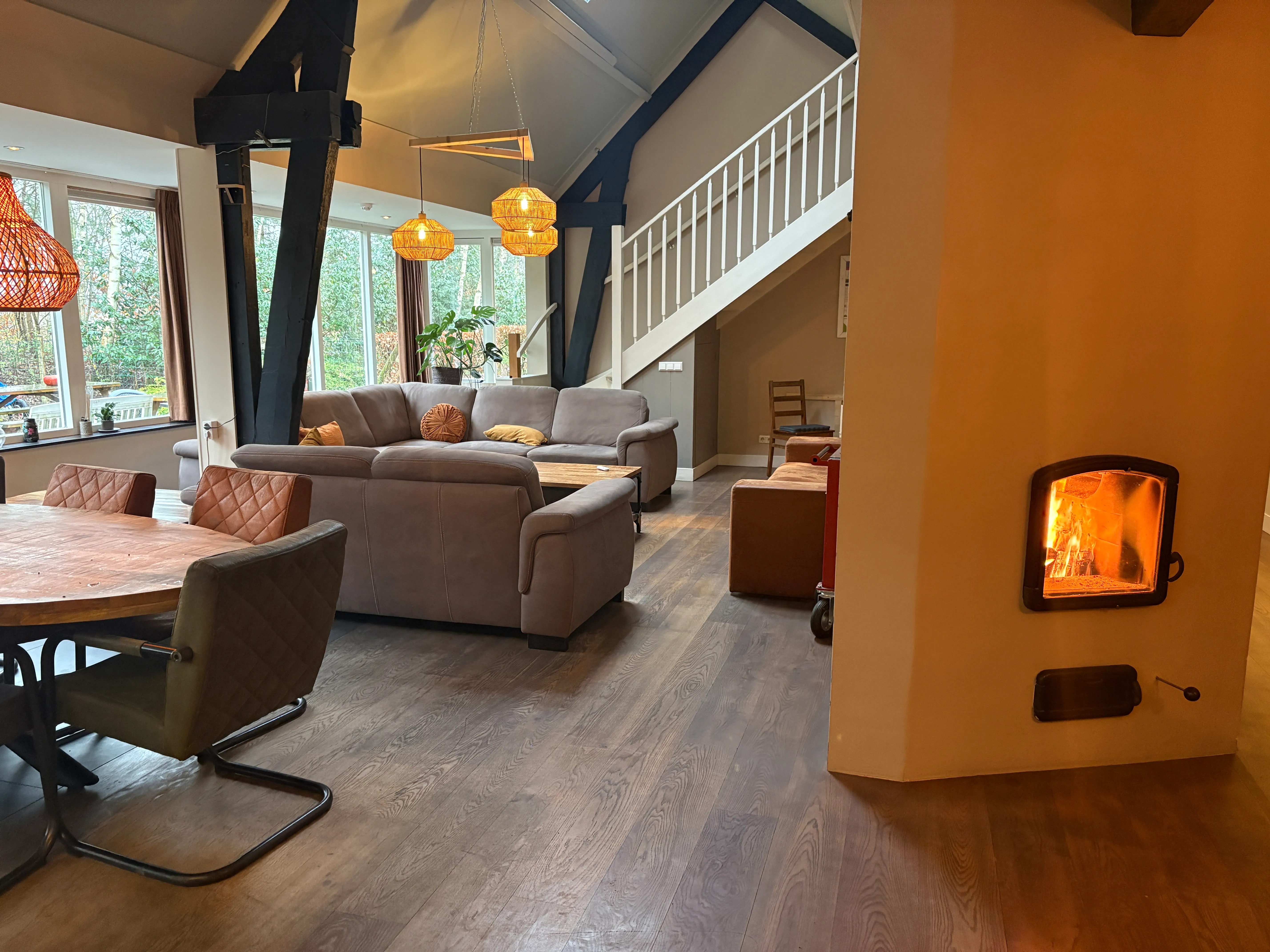 A description of my image.